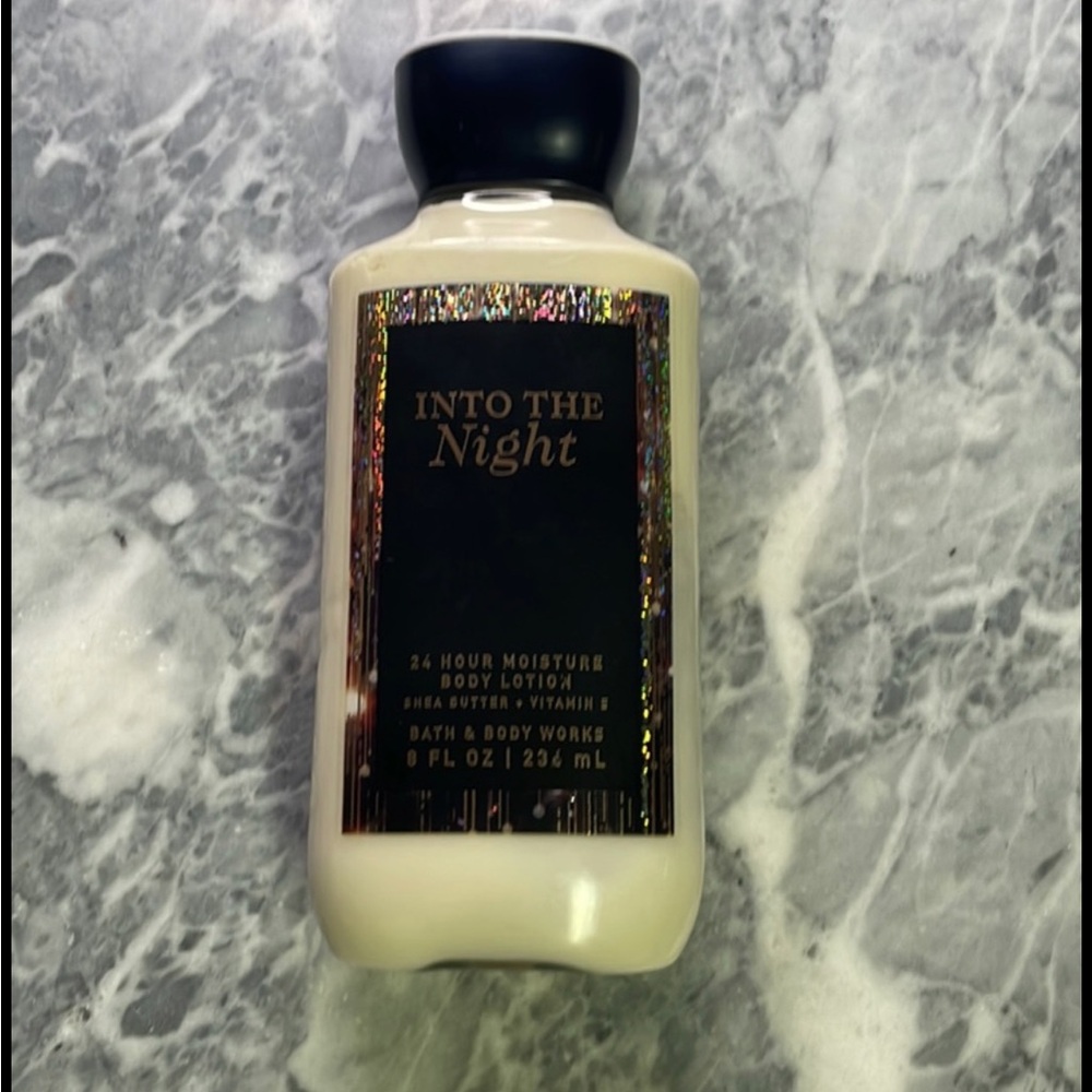 Bath‎ and Body Works Lotion Into The Night